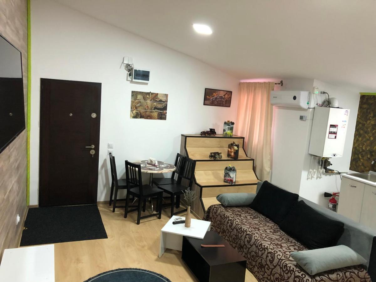 Serban Arenele Romane Marius Nasta Appartement *