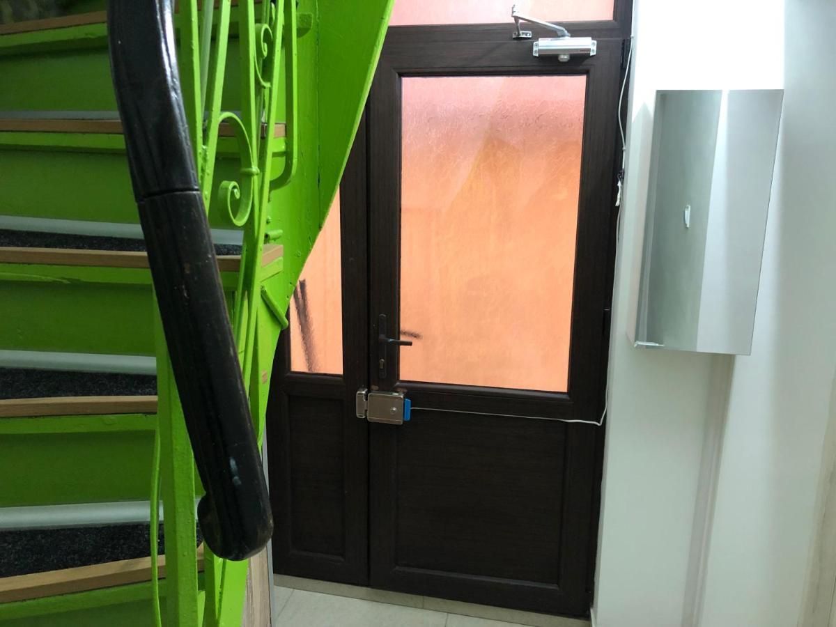 Serban Arenele Romane Marius Nasta Appartement