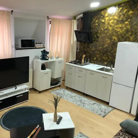 Serban Home Arenele Romane Marius Nasta 布加勒斯特 Exterior photo